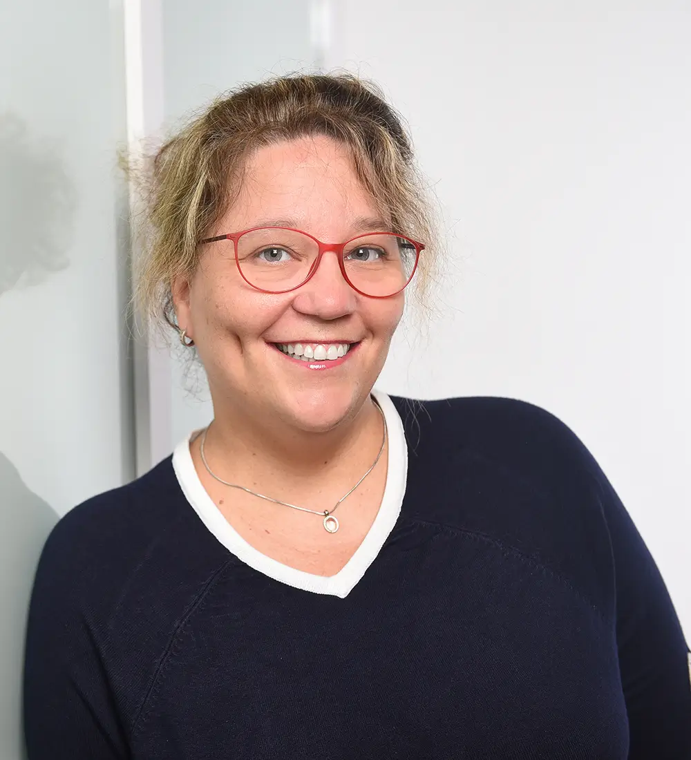 Porträt von Assja Metzger, Psychologische Psychotherapeutin und Gastautorin dieses Beitrags